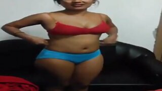 දඟකාර හාවුන් ඔවුන්ගේ ලෙස්බියන් සිදුරු විදින